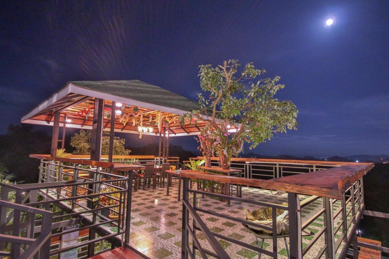 Happy Mountain Airport Resort Nai Yang-stranden Eksteriør billede
